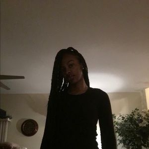 Meet your Posher, Edneicia